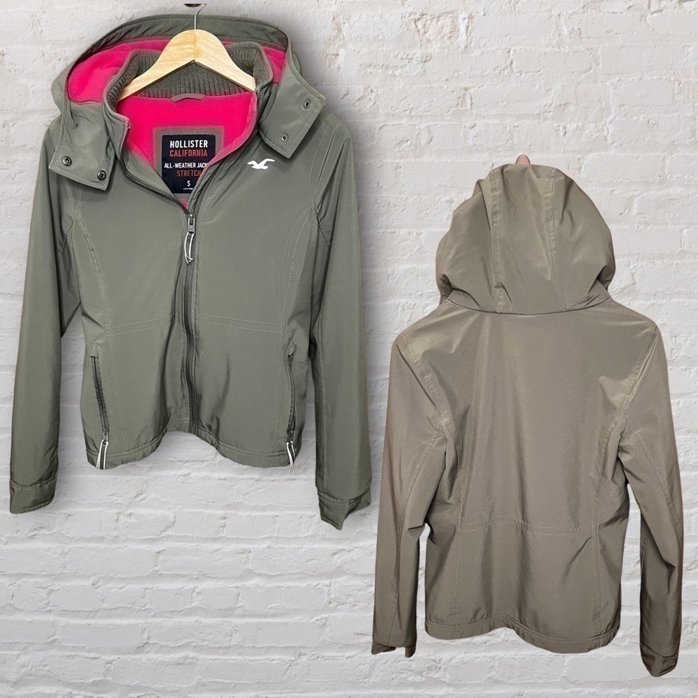 Hollister Olive All Weather Stretch Jacket with Pink Lining, Size Small- EUC!